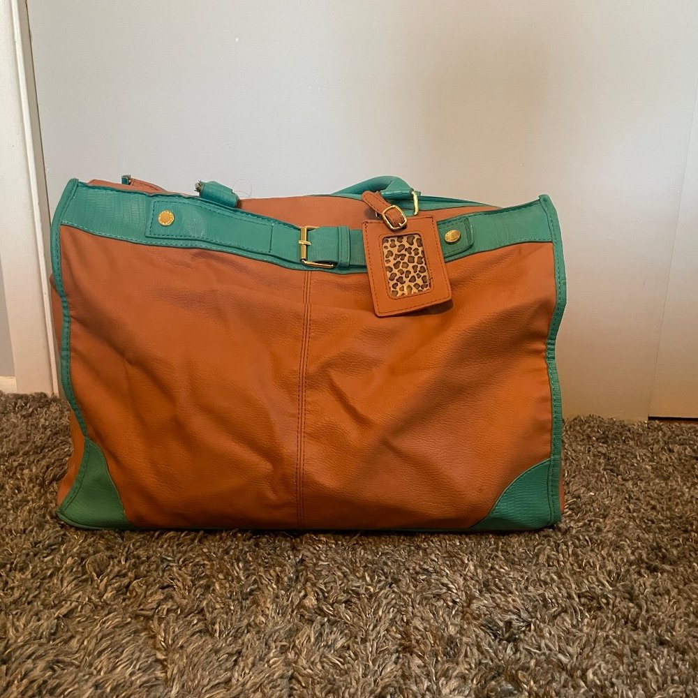Steve madden duffle bag